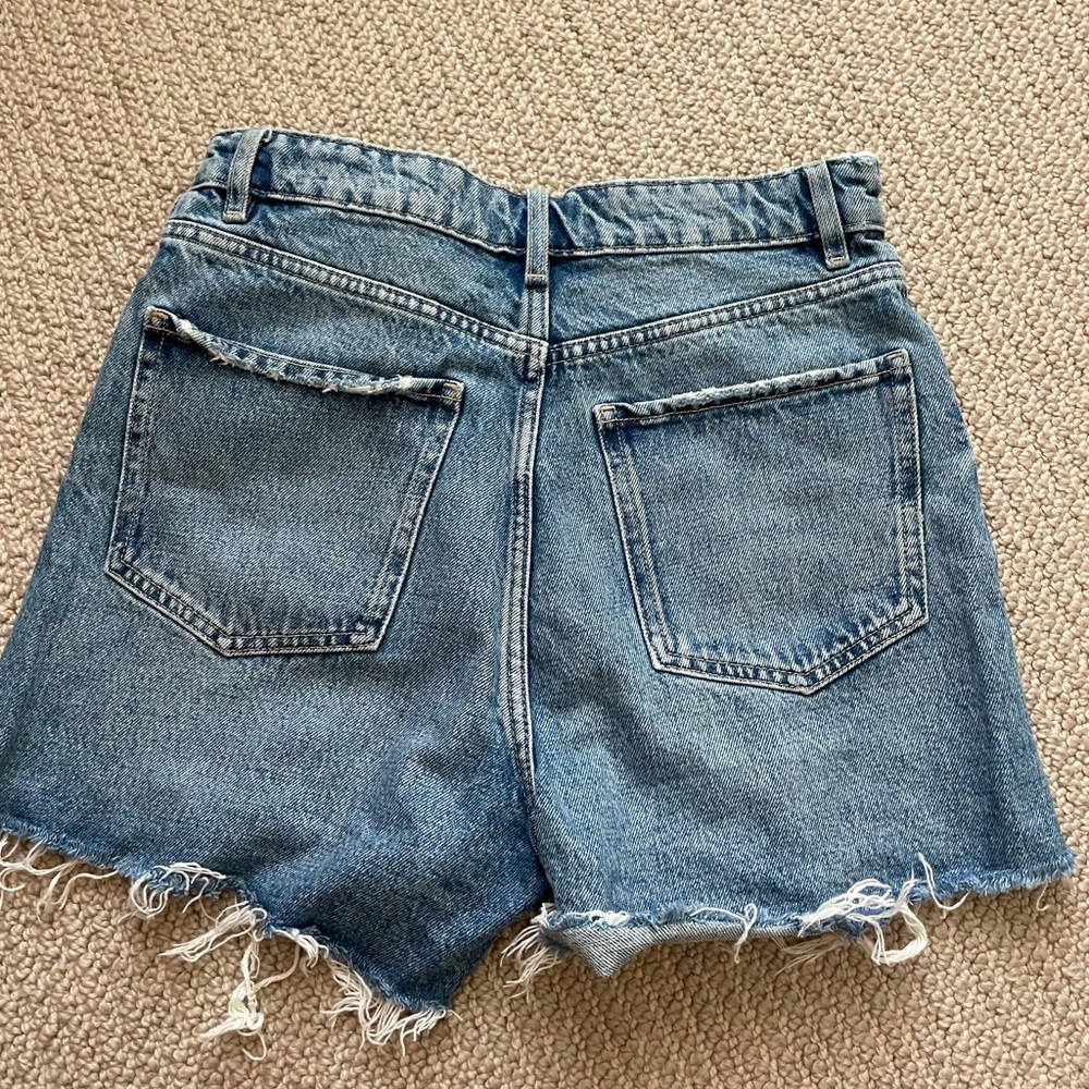 Zara short